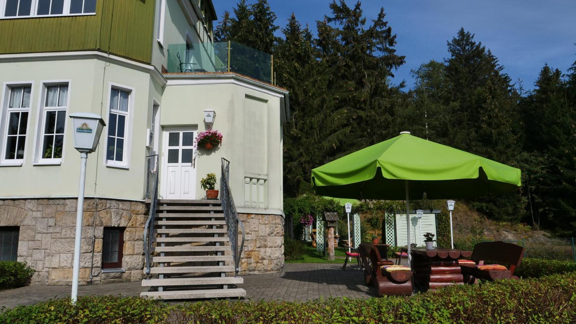 Pension Jeschkenblick Luftkurort Lückendorf エクステリア 写真